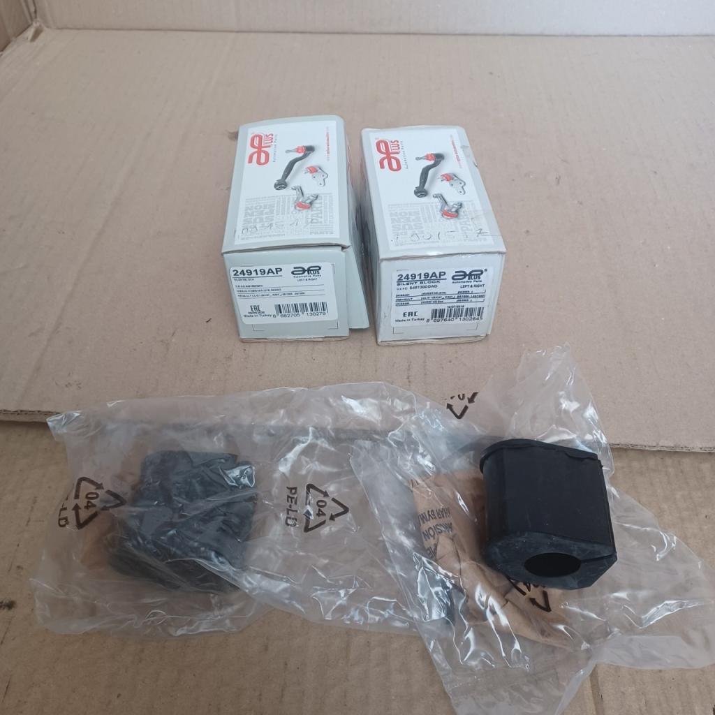 2 silent bloc de barre stabilisatrice Renault Clio LesAnciennes.com
