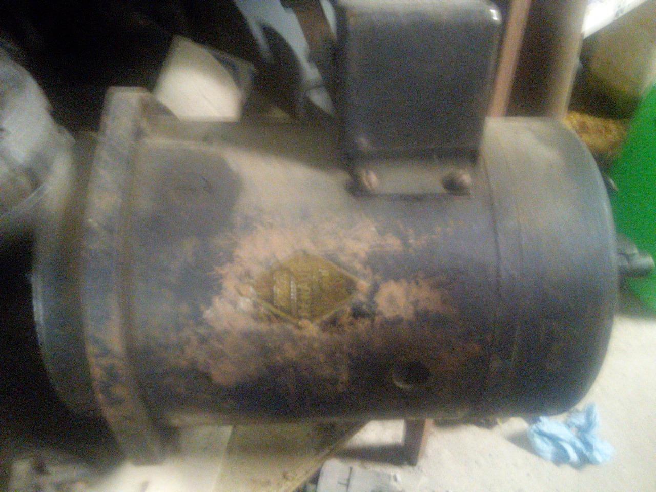 Dynastar RENAULT KZ LesAnciennes.com