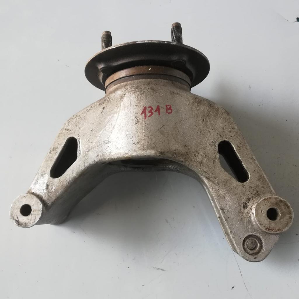 Moyeu arrière pour Maserati Merak LesAnciennes.com