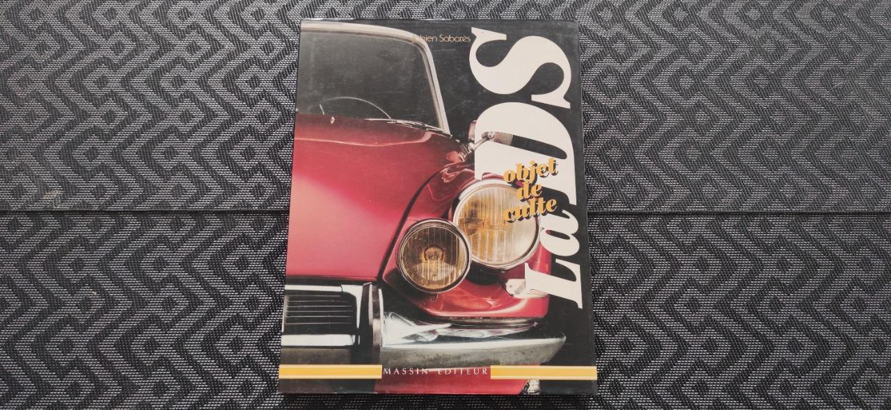 Livre LA DS OBJET DE CULTE LesAnciennes.com