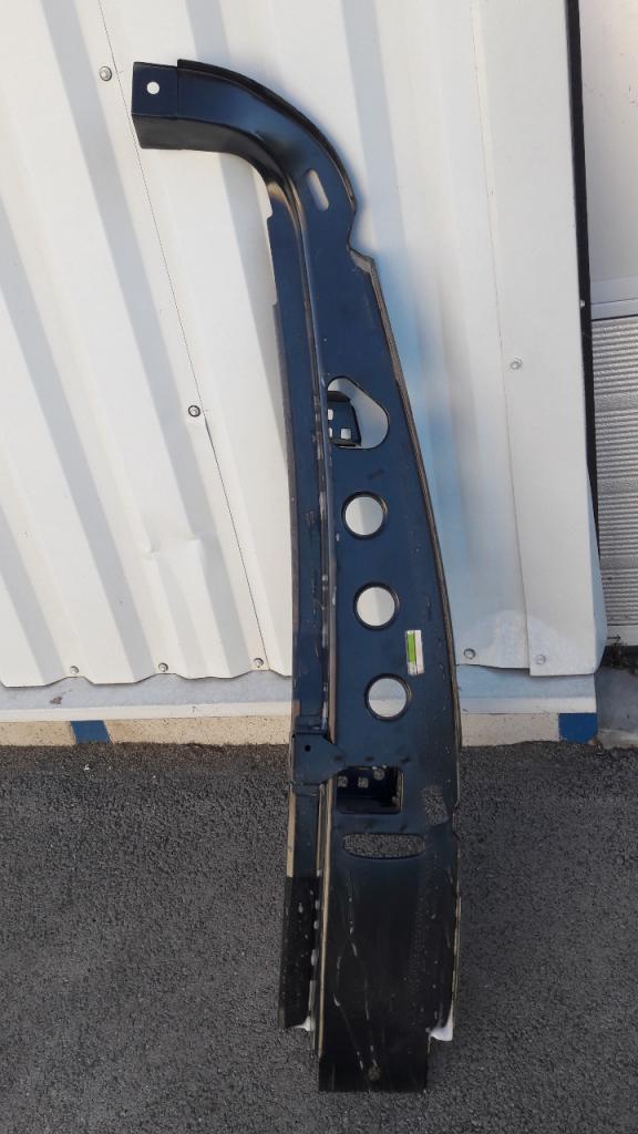 Pied de caisse CITROEN c15 tous LesAnciennes.com