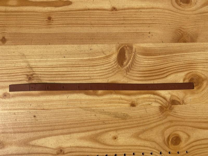 Jauge à essence RENAULT KZ viva mona LesAnciennes.com