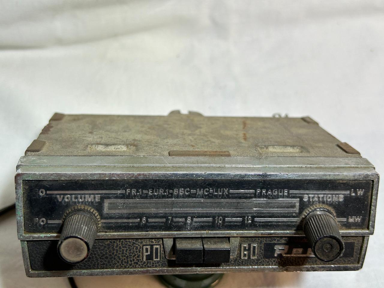 Autoradio REELA XX LesAnciennes.com