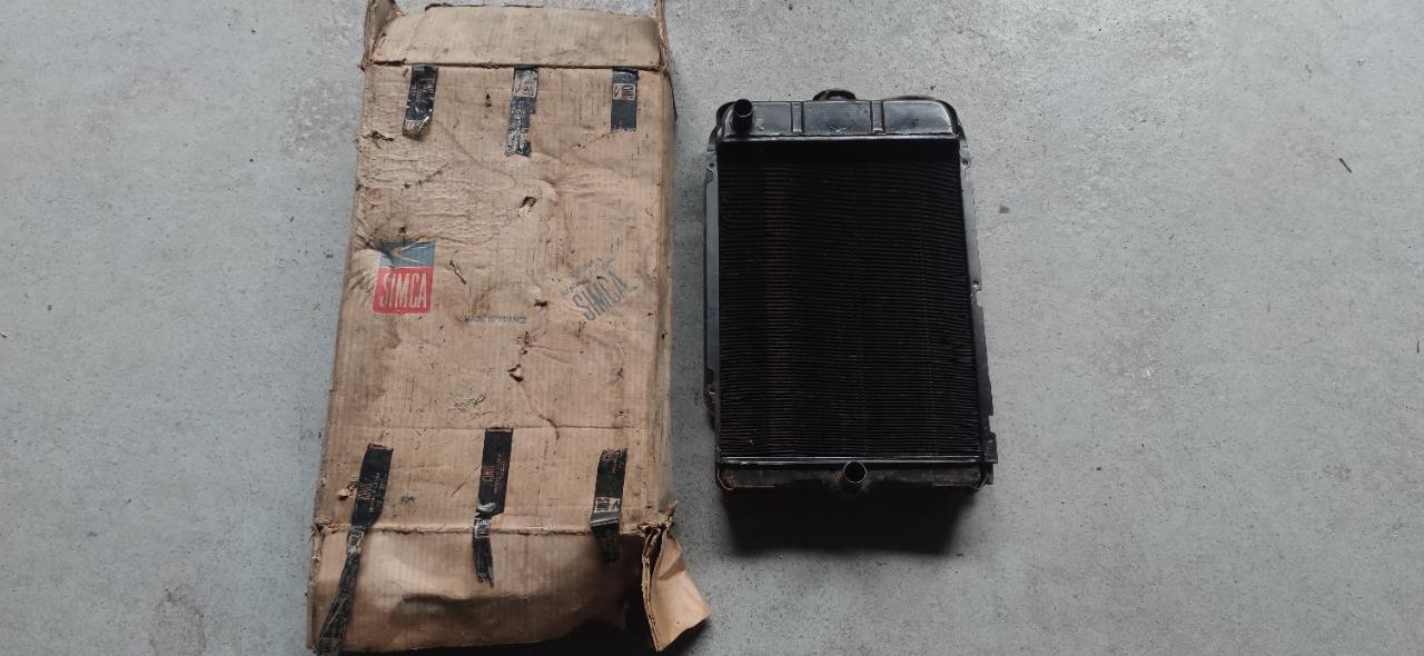 Radiateur de refroidissement SIMCA 1000 LesAnciennes.com