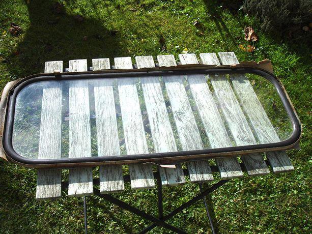 Lunette arrière de 2cv LesAnciennes.com