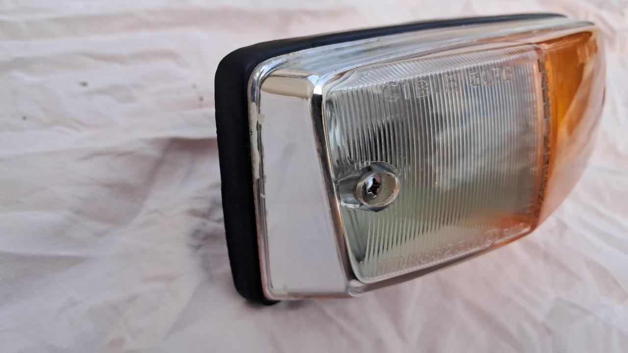 Clignotant RENAULT 16 (R16) LesAnciennes.com