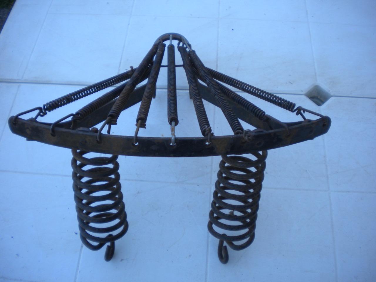 ARMATURE de selle moto ancienne LesAnciennes.com