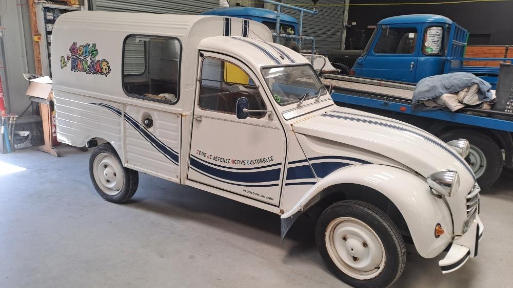 CITROEN AK 400 - 1970 LesAnciennes.com