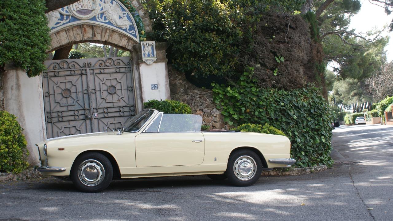 Pièces LANCIA Flavia Vignale convertible LesAnciennes.com