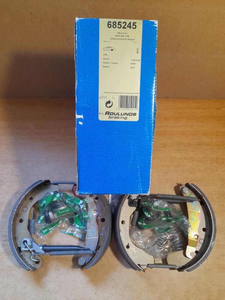 Kit frein arrière Opel Ascona kadett 685245 LesAnciennes.com