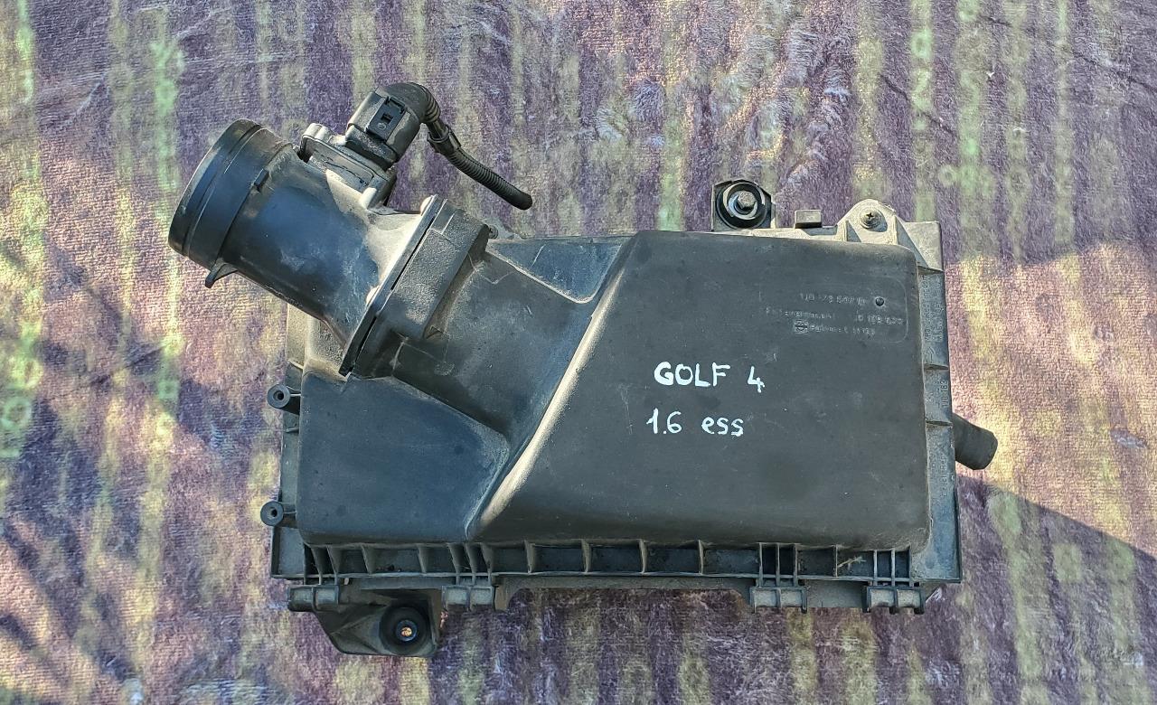 Boîte à air + débitmètre GOLF 4 1600 essence LesAnciennes.com