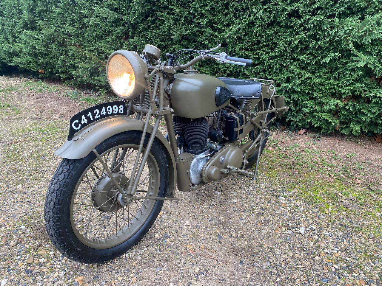 BSA M20 WM20 - 1940 LesAnciennes.com