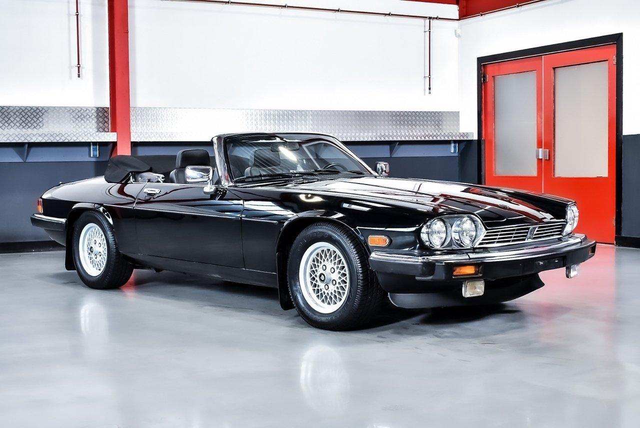 1990 Jaguar XJS Convertible 5,3L V12 LesAnciennes.com