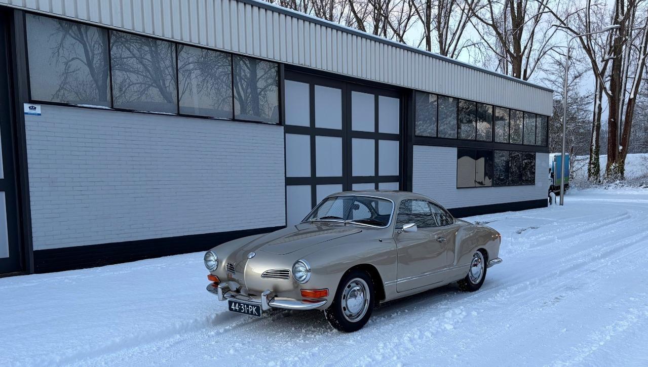 VOLKSWAGEN Karmann Ghia Restauré tres bon. - 1971 LesAnciennes.com