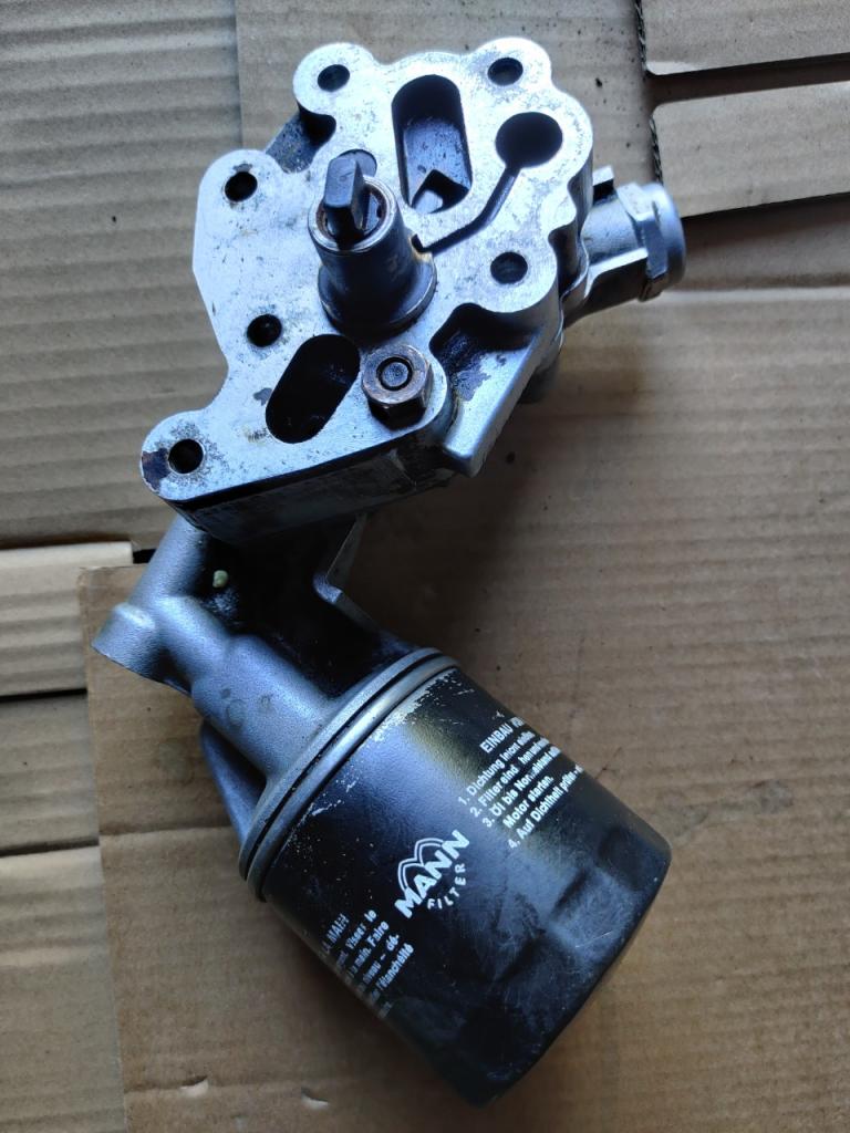 Pompe à huile SIMCA 1100 LesAnciennes.com