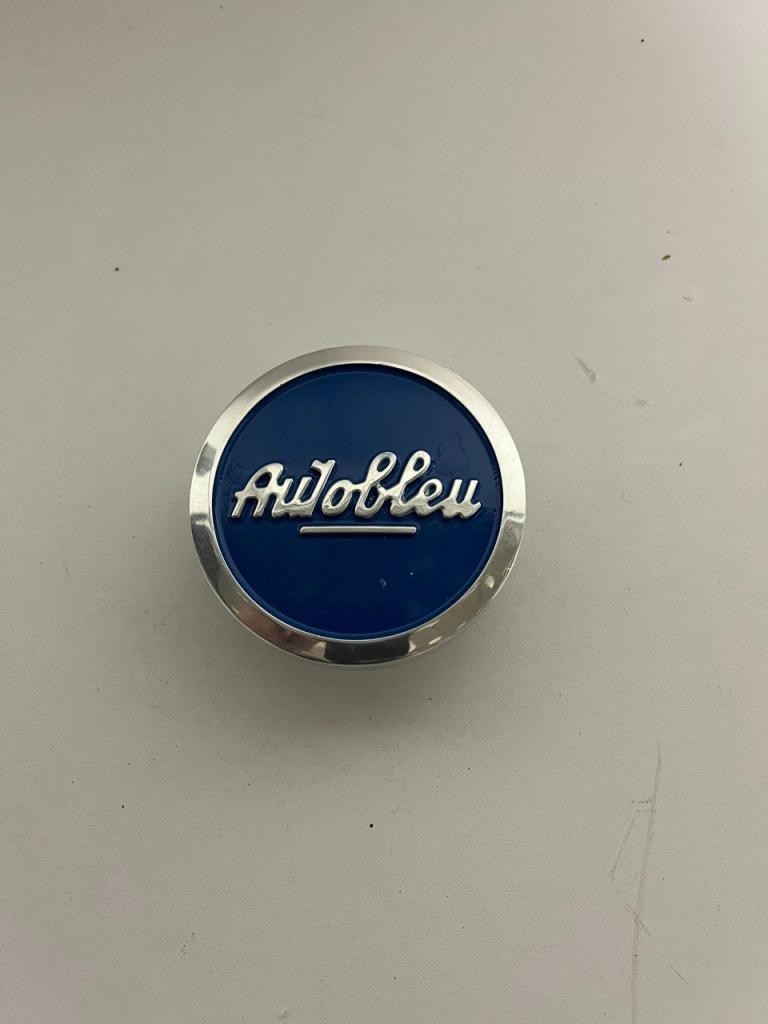 Bouchon RENAULT 4CV LesAnciennes.com