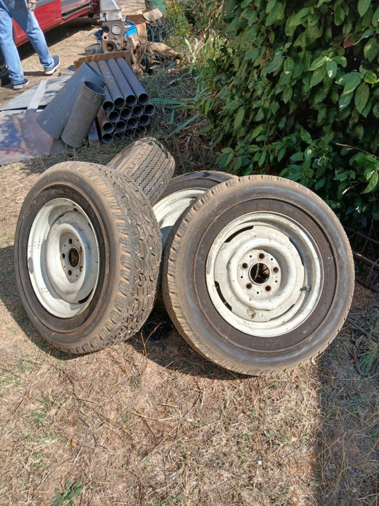 Jantes MERCEDES 250 A vérifier LesAnciennes.com