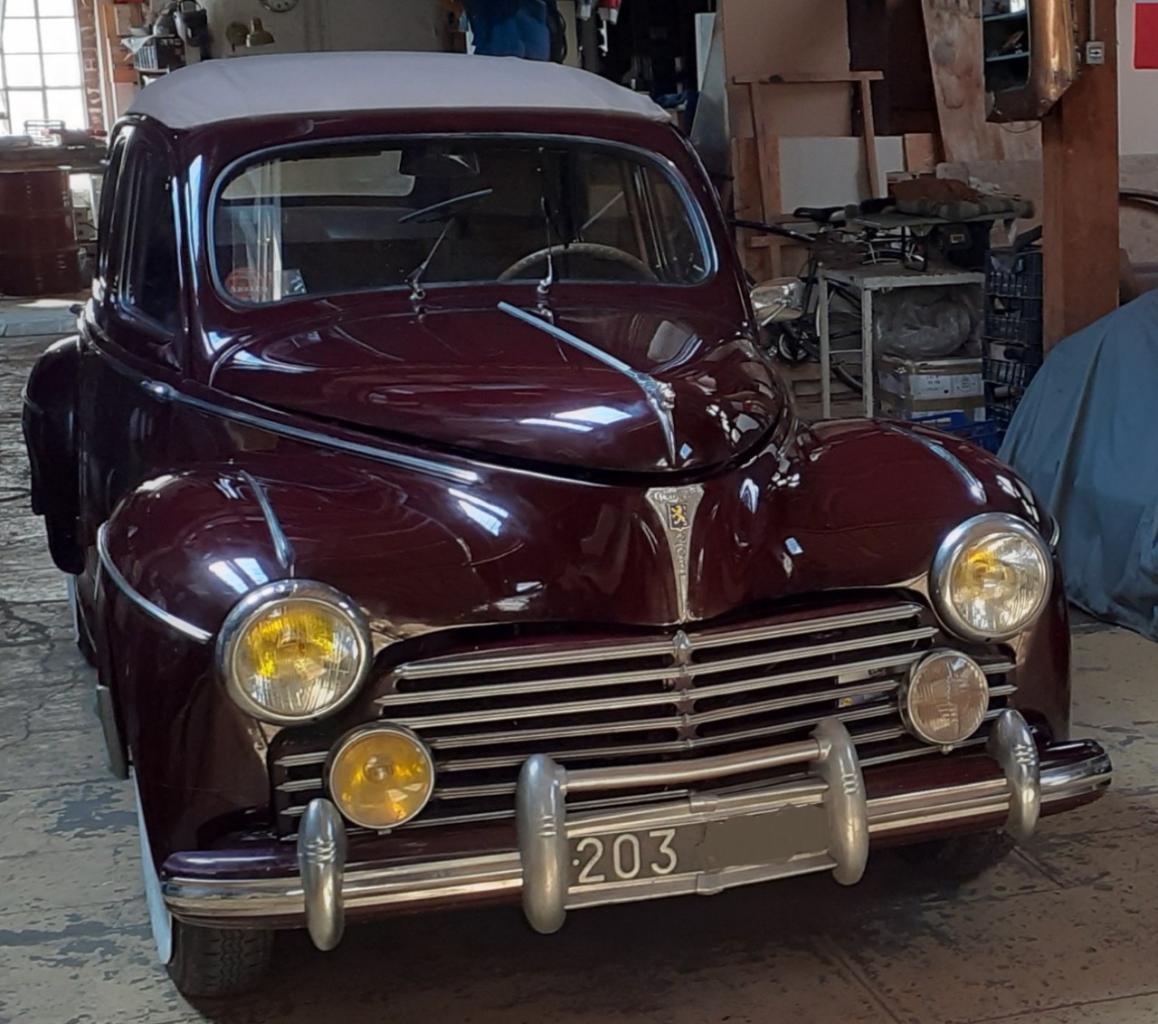 PEUGEOT 203 decouvrable - 1950 LesAnciennes.com