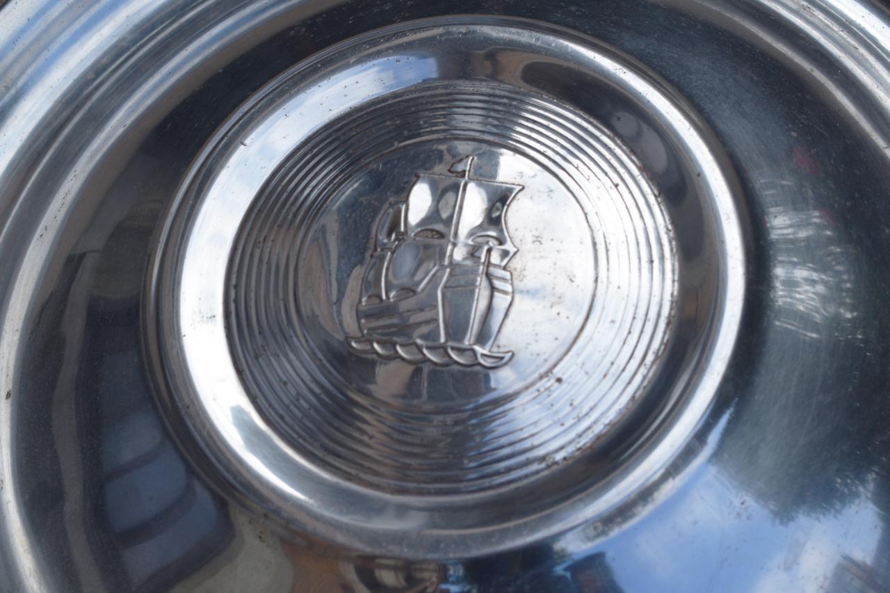 Enjoliveur plymouth 1950 1952 oldtimer usa LesAnciennes.com
