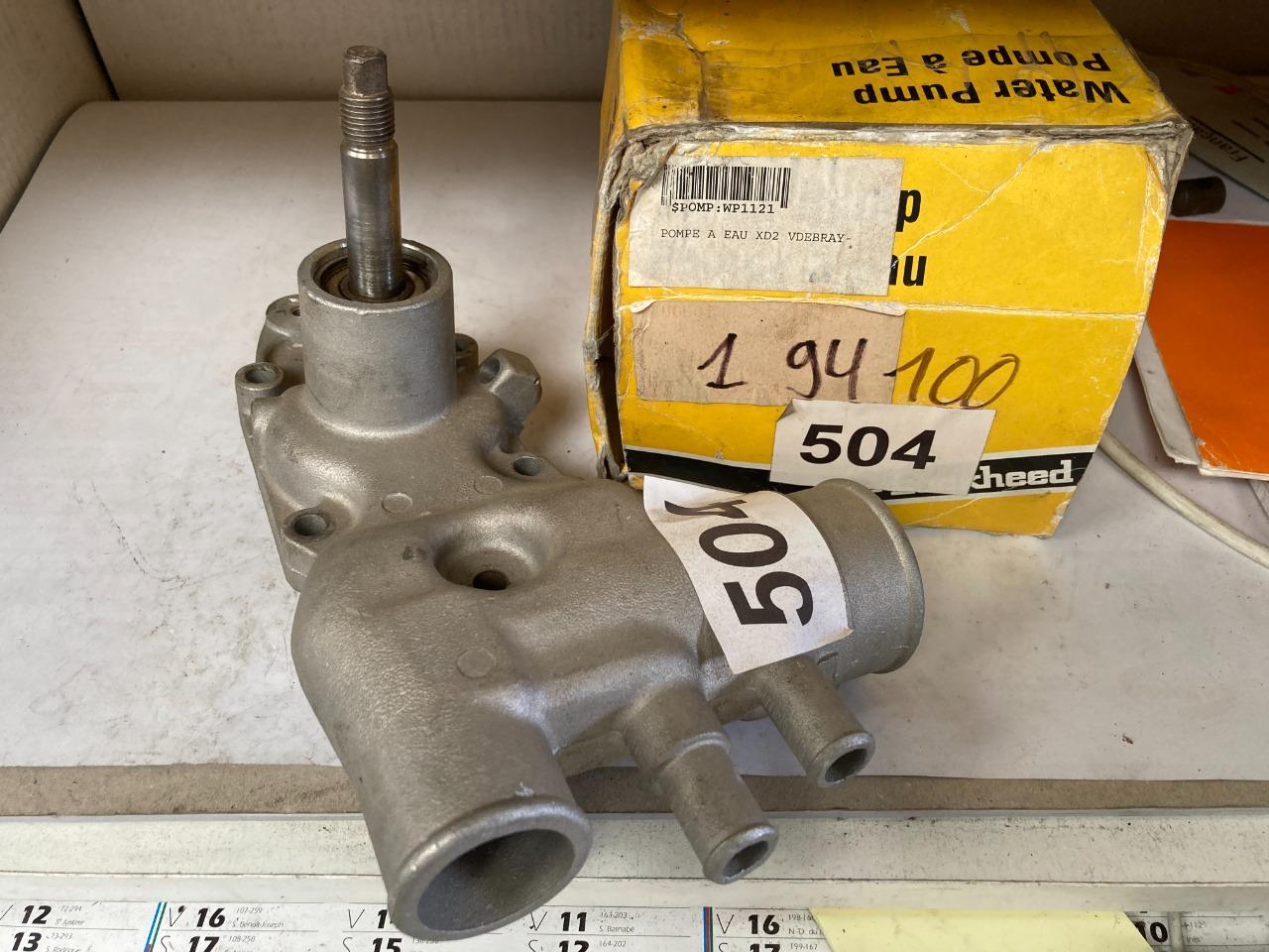 Pompe à eau neuve PEUGEOT 504 Di LesAnciennes.com