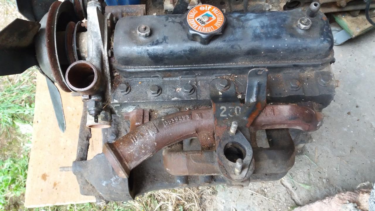 Moteur RENAULT 4L (R4L) 680-02 LesAnciennes.com