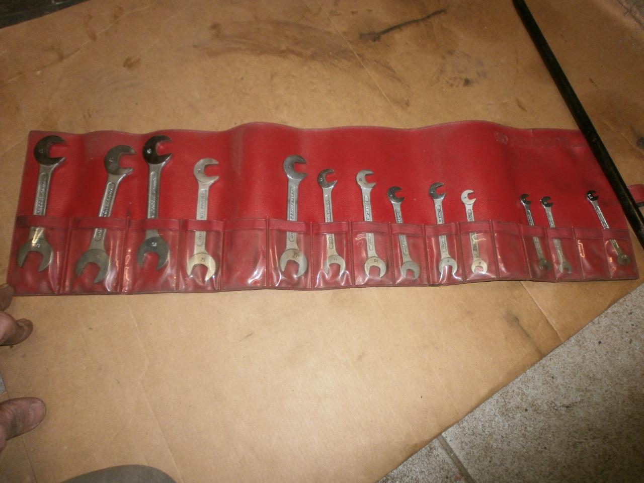 Pochette petites clés plates coudées FACOM LesAnciennes.com