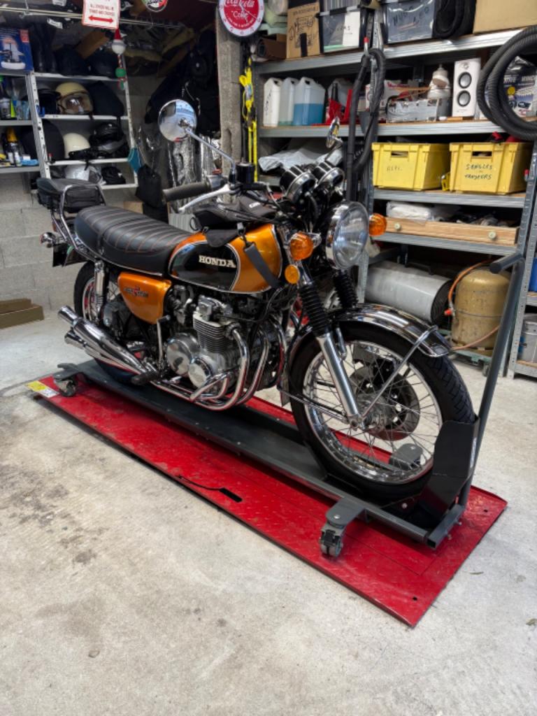 HONDA CB 500 Four - 1971 LesAnciennes.com