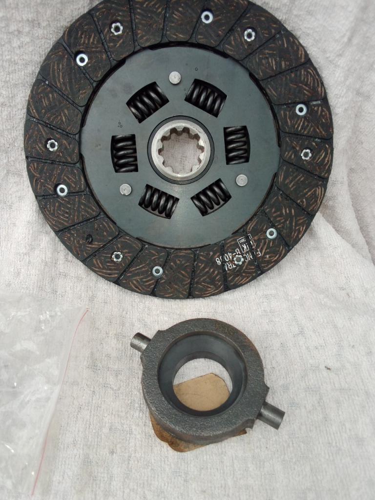 Pièces PEUGEOT 403 LesAnciennes.com