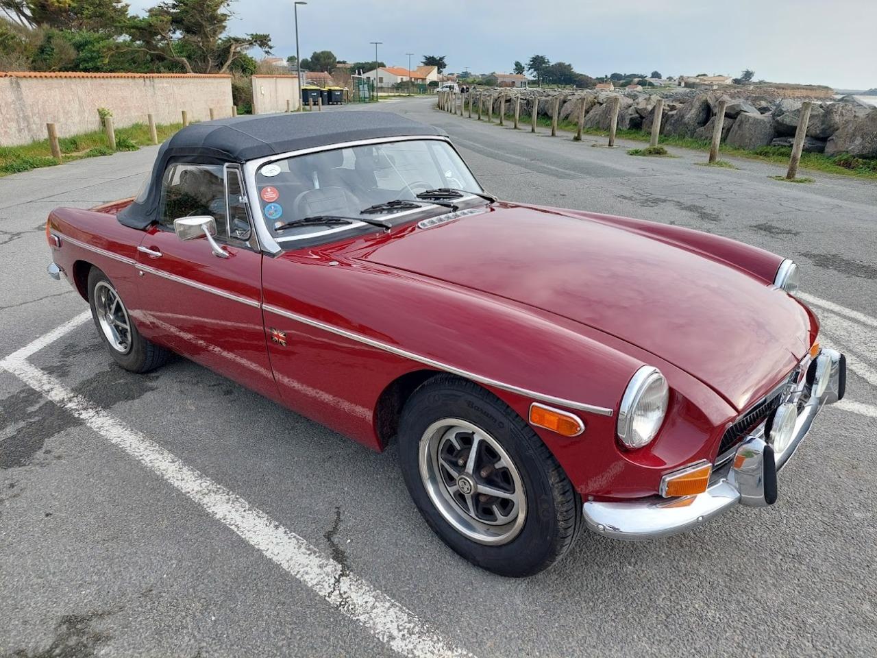 MG MGB - 1973 LesAnciennes.com