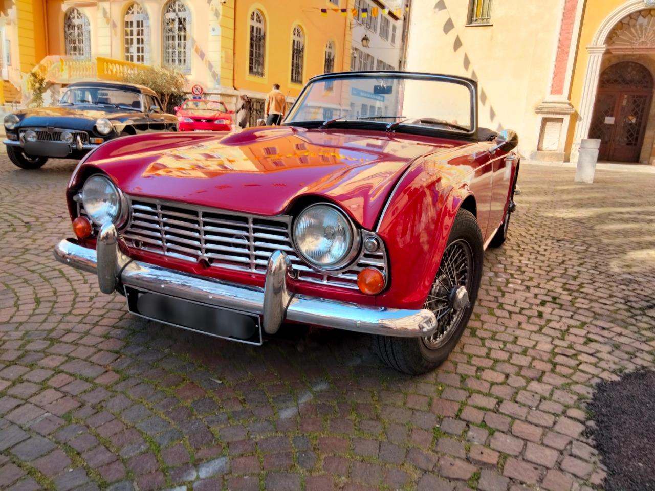 TRIUMPH TR4 - 1963 LesAnciennes.com