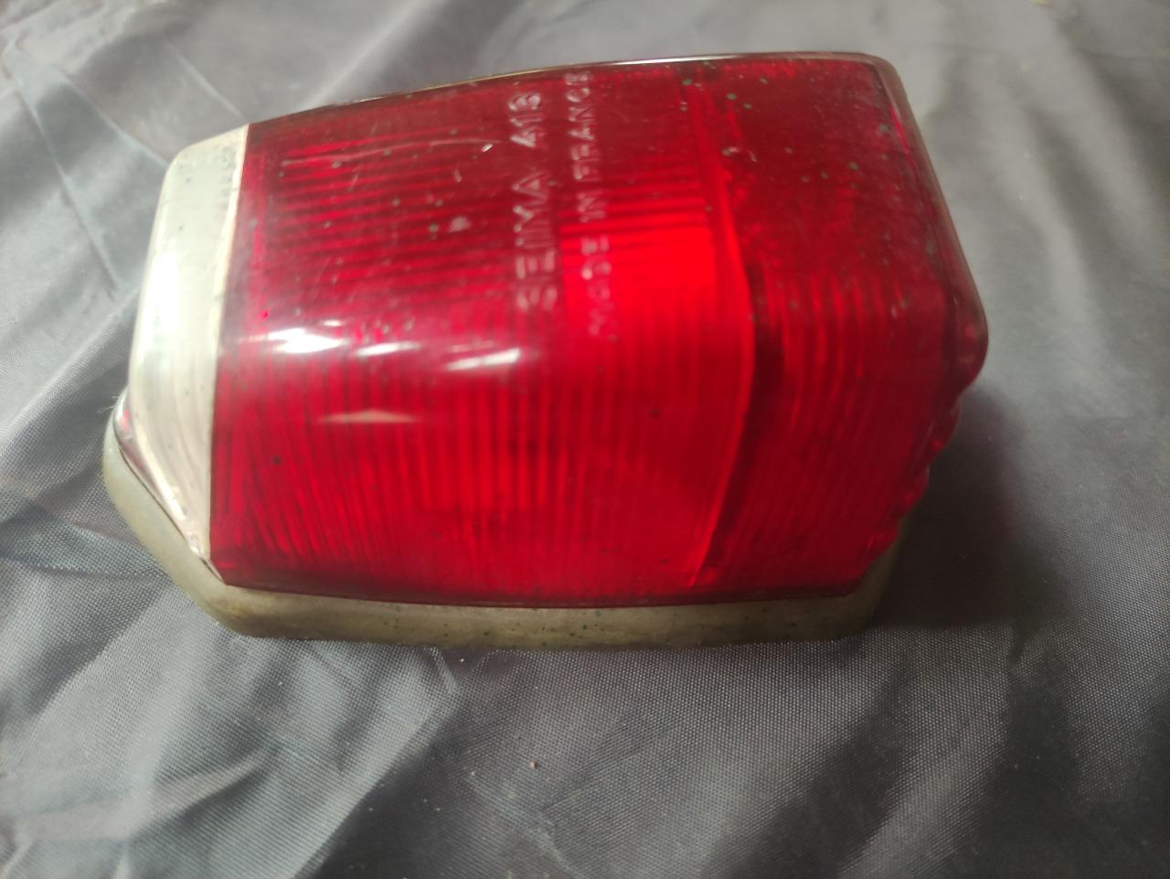 Clignotant latéral CITROEN 2CV LesAnciennes.com