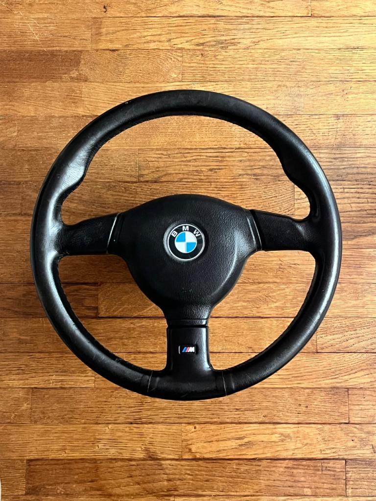 Volant BMW Volant E36 Mtech LesAnciennes.com