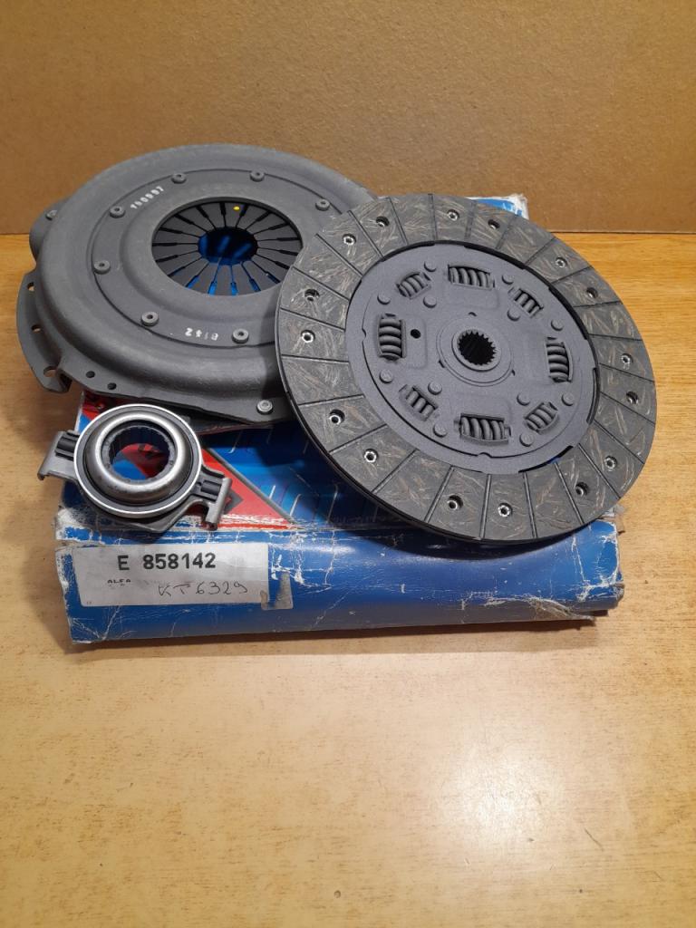 Kit Embrayage Alfa Roméo 155 2.5TD 164 V6 LesAnciennes.com