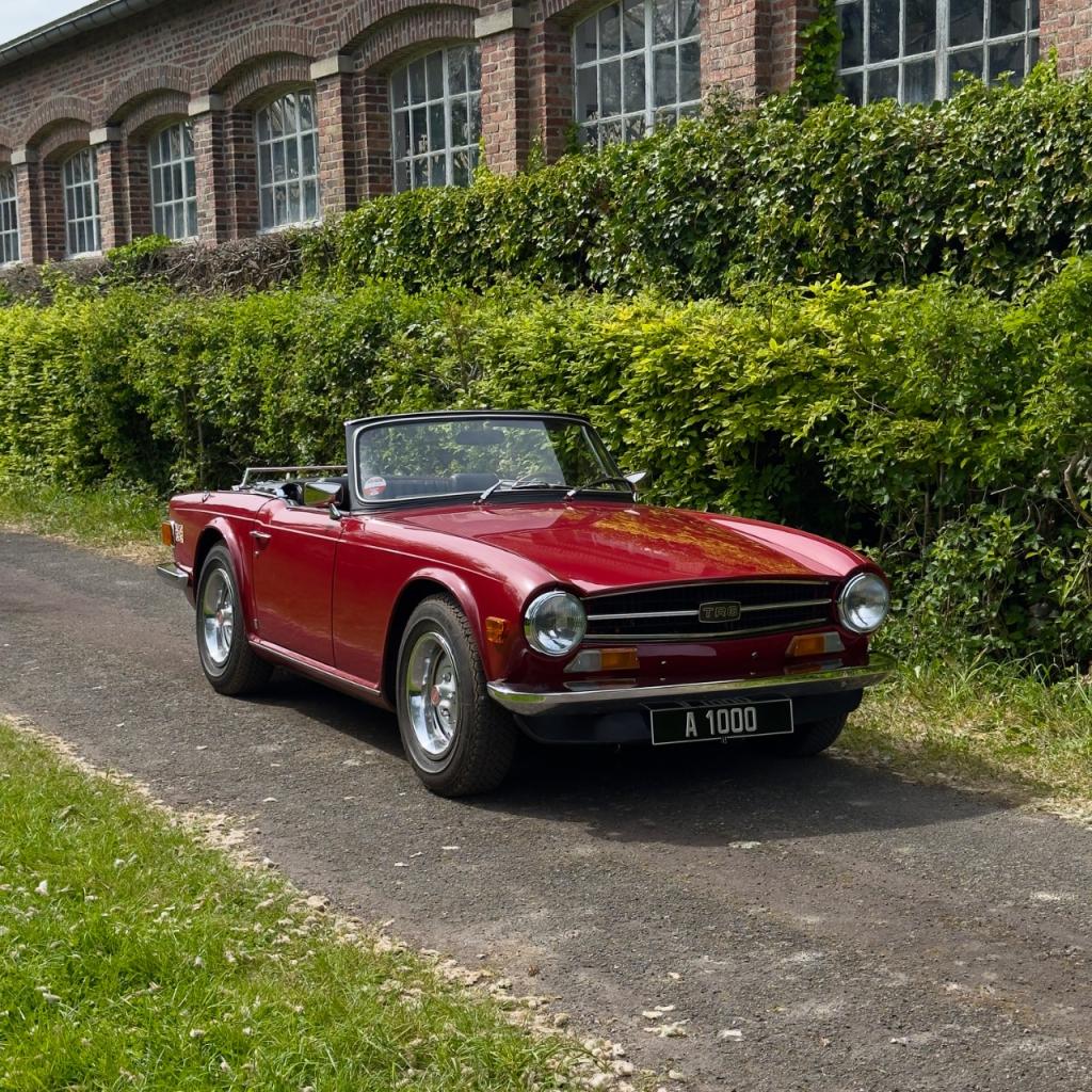 TRIUMPH TR6 PI - 1973 LesAnciennes.com