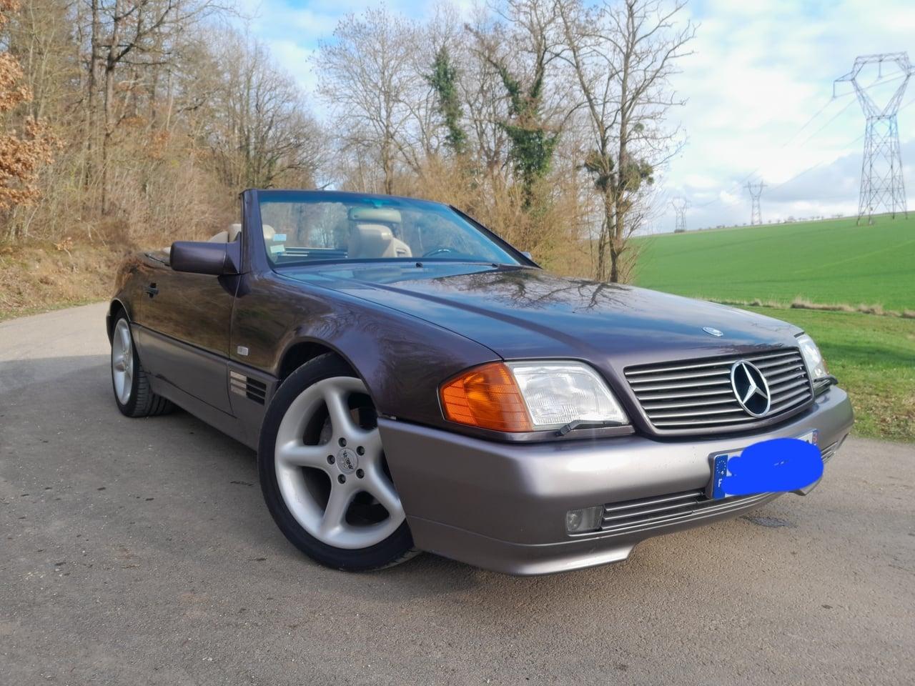 1994 Mercedes-Benz 280SL (R129) LesAnciennes.com