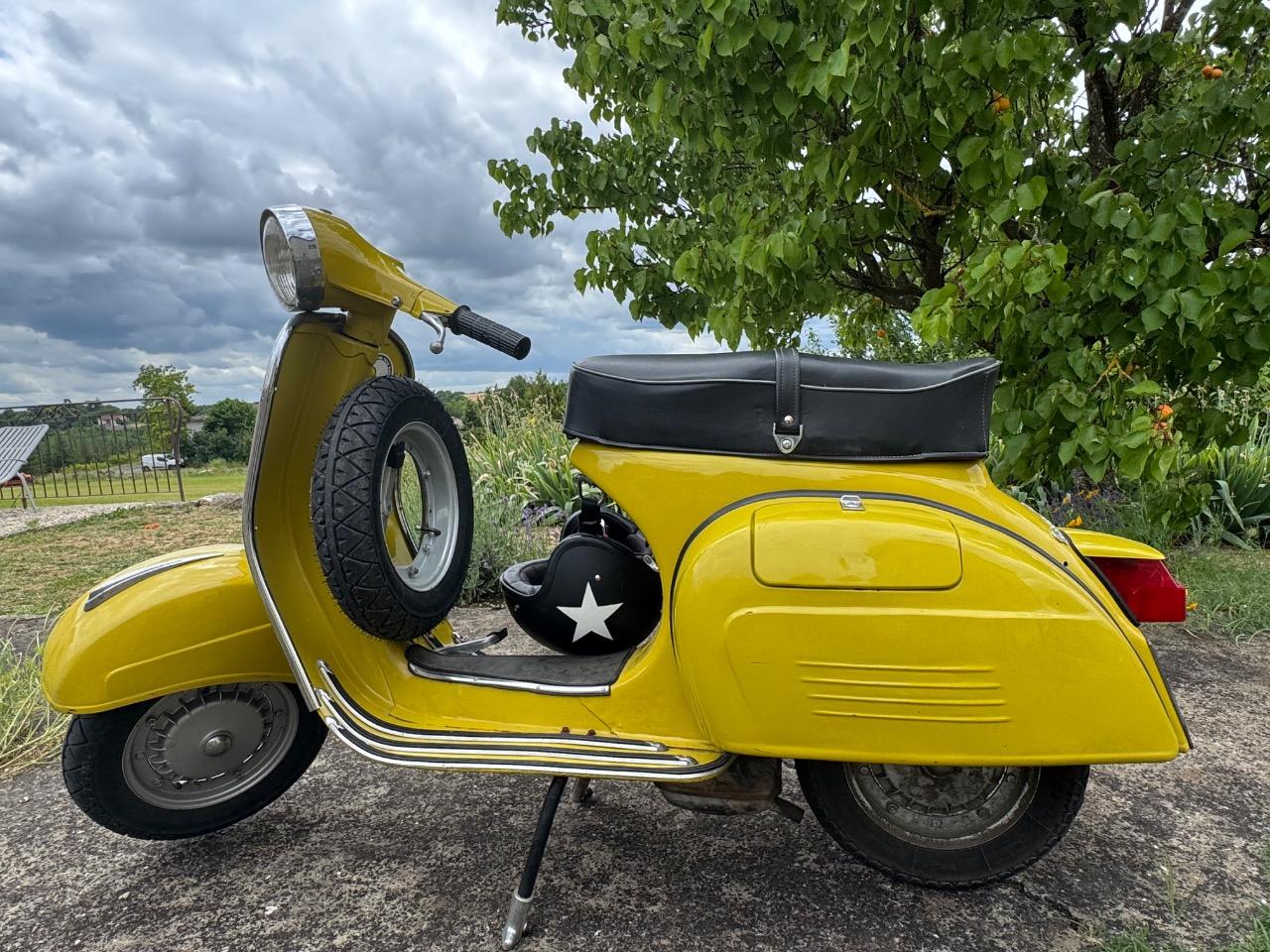 PIAGGIO Vespa GTR - 1973 LesAnciennes.com
