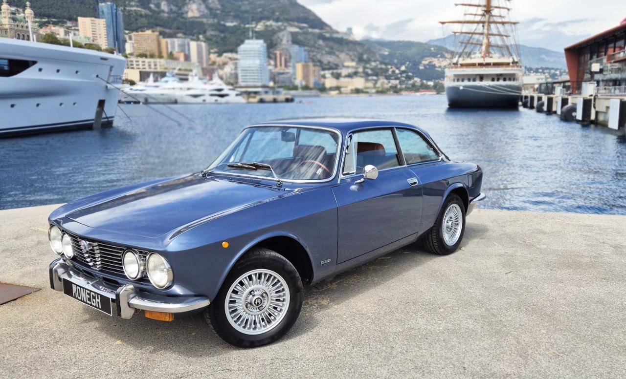 ALFA ROMEO GTV GTV 2000 - 1975 LesAnciennes.com