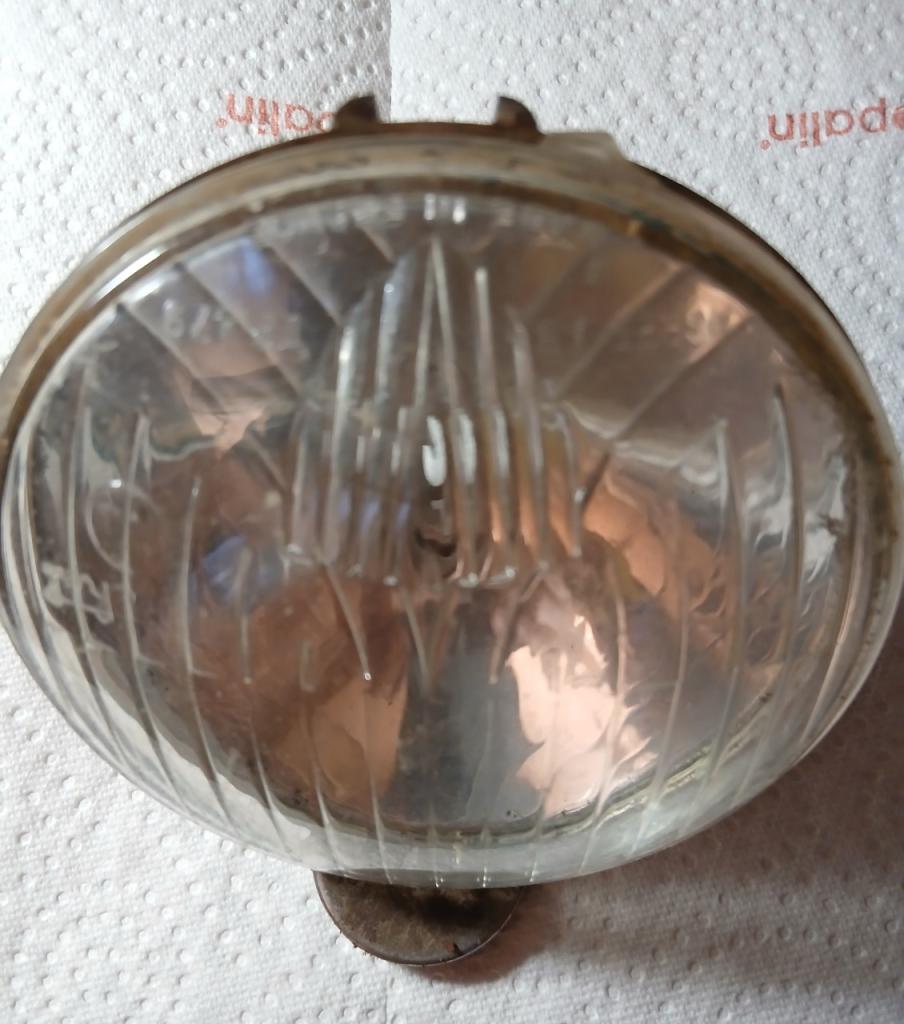 Optique de phare EQUILUX SEV MARCHAL LesAnciennes.com