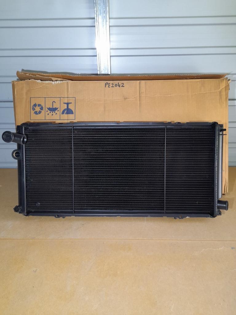 Radiateur Peugeot 205 TD PE2042 LesAnciennes.com
