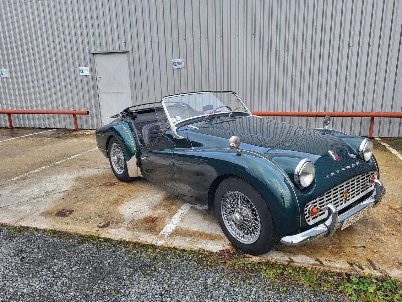 1958 Triumph TR3A LesAnciennes.com