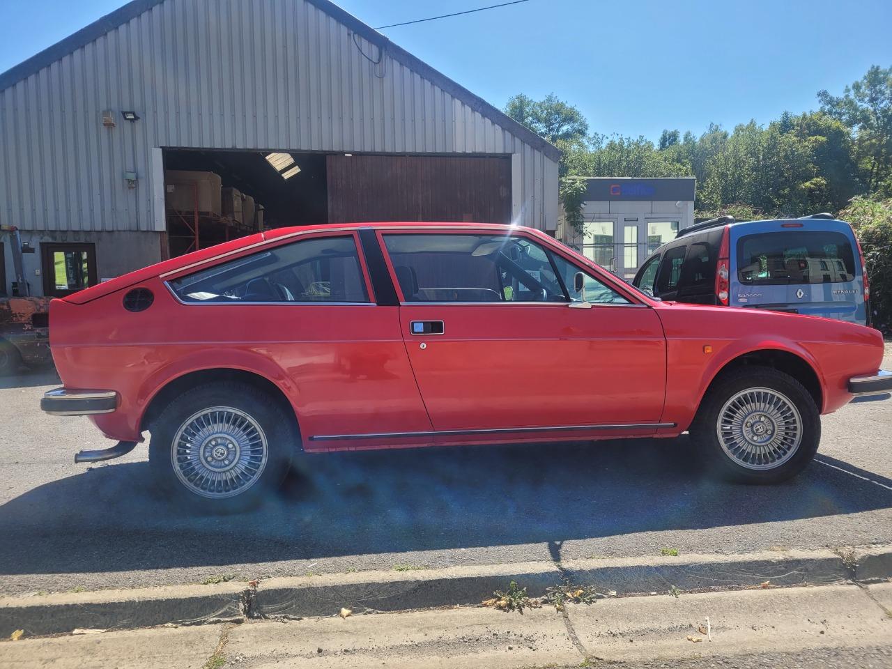 ALFA ROMEO Alfasud Sprint 1.5 - 1982 LesAnciennes.com