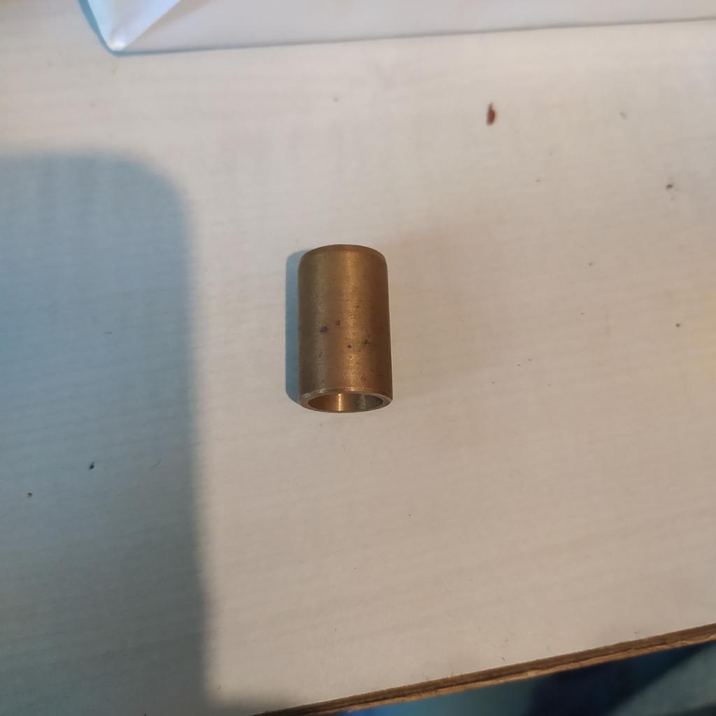 Bague bronze pour demarreur de jeep willys LesAnciennes.com