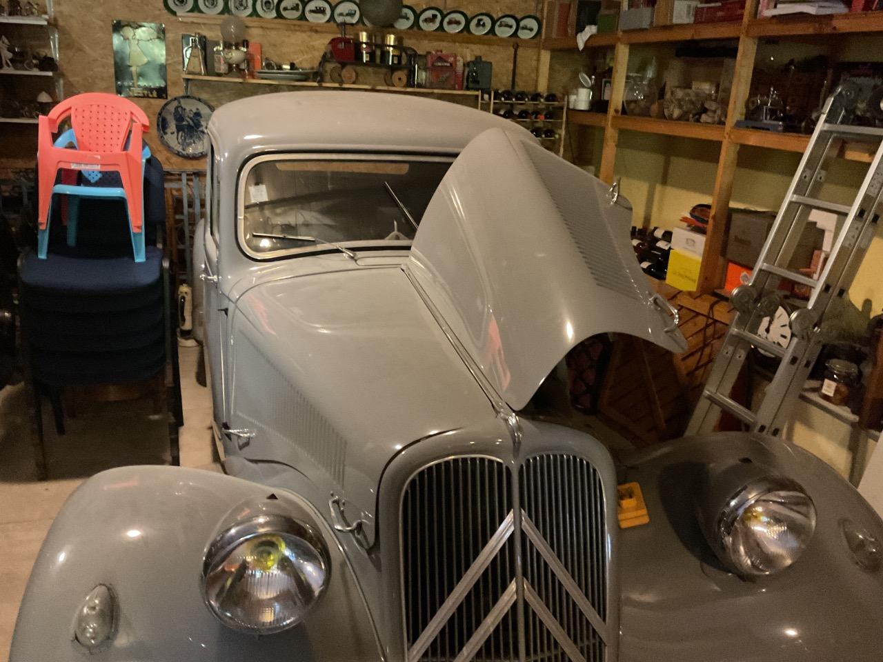 CITROEN Traction 11 BL - 1956 LesAnciennes.com