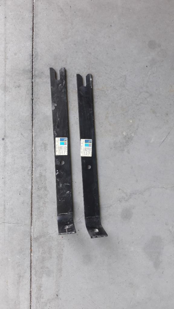 PEUGEOT 305 LesAnciennes.com