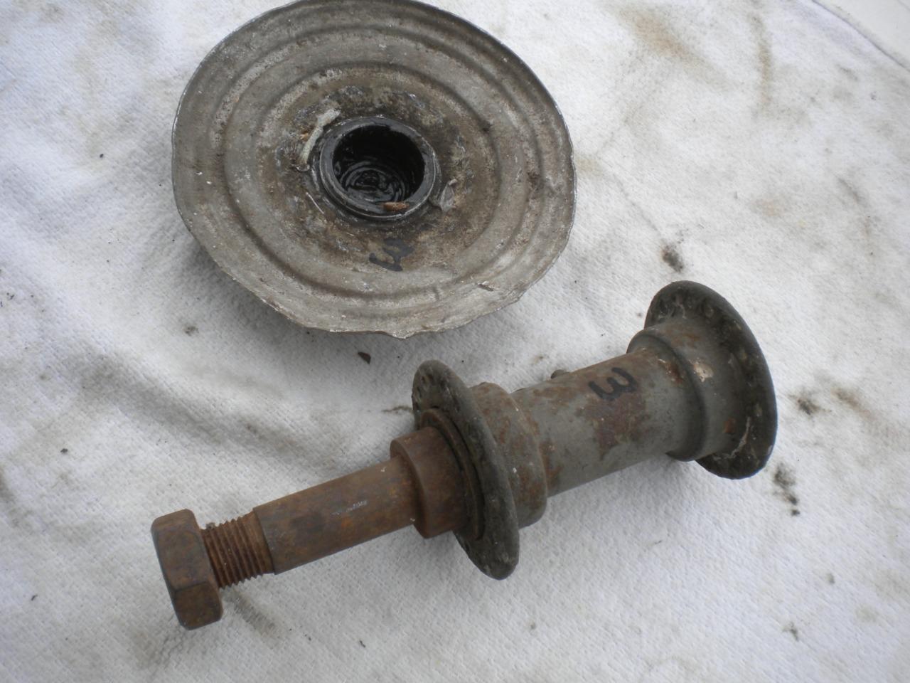 Pièces POUR SIDE CAR un moyeu de roue moto vintage LesAnciennes.com