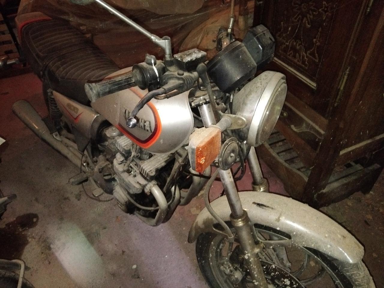 319896_8 319896_8