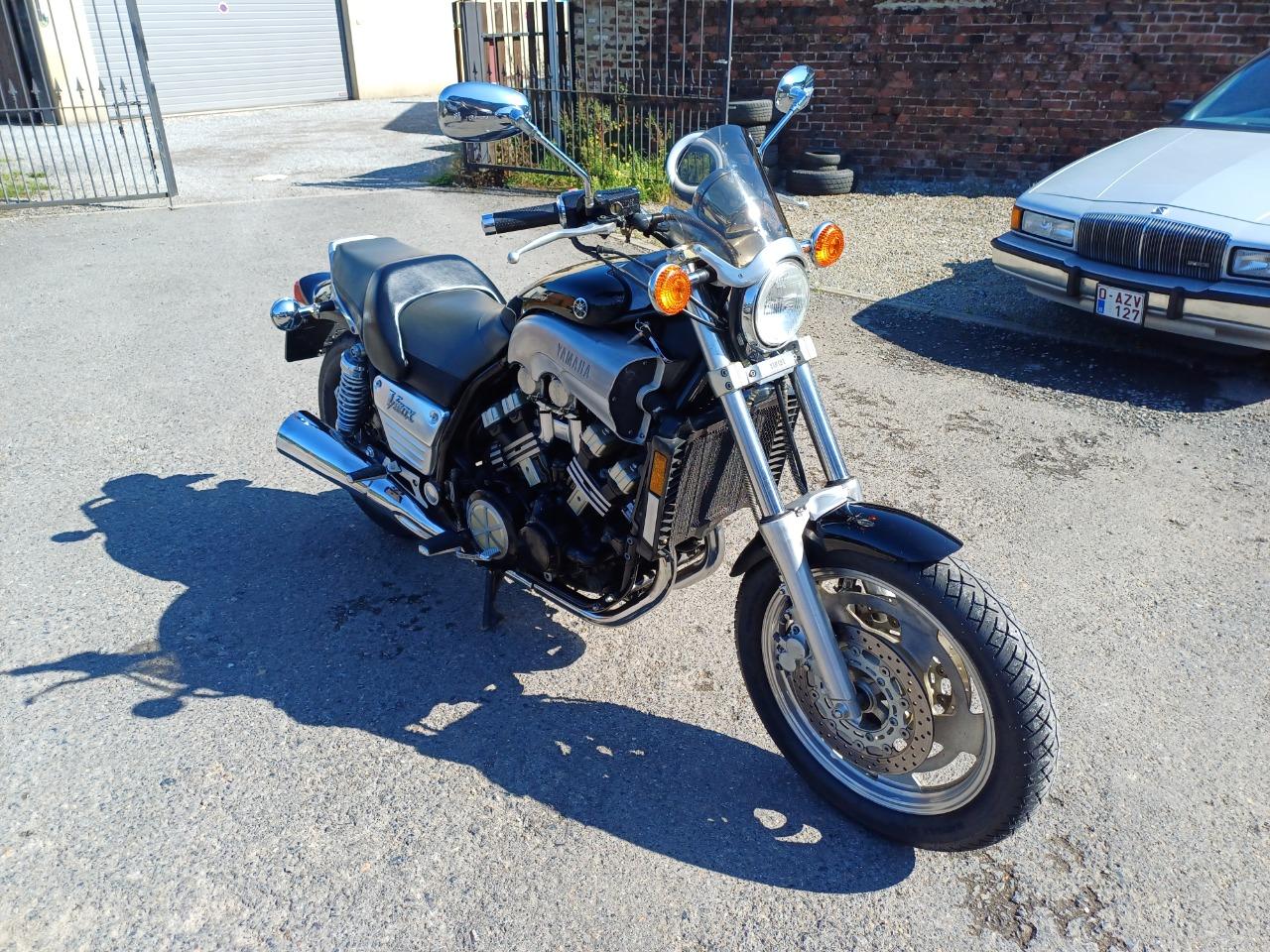 YAMAHA V-Max - 1995 LesAnciennes.com