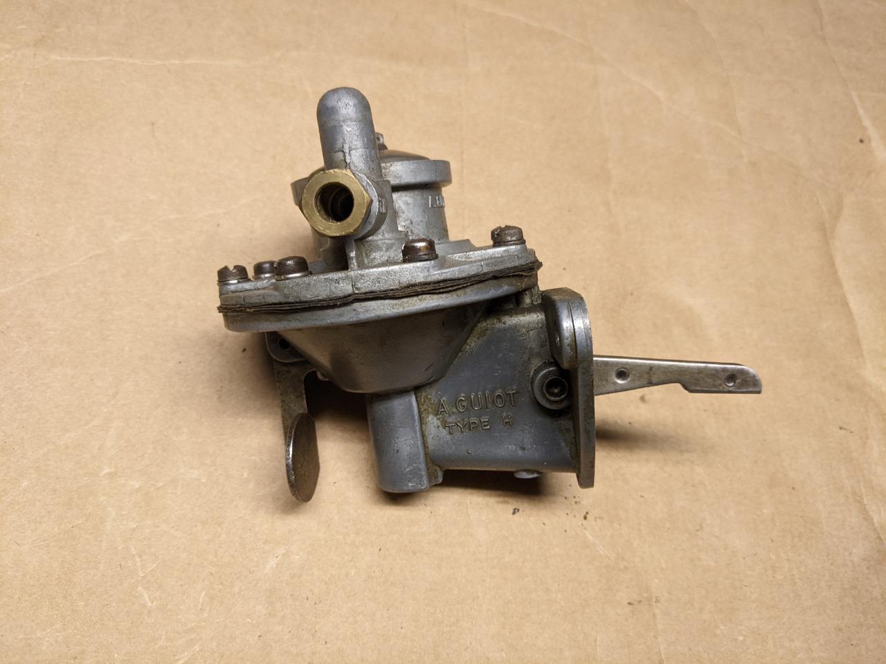 Pompe à essence pour CITROEN Traction Avant LesAnciennes.com