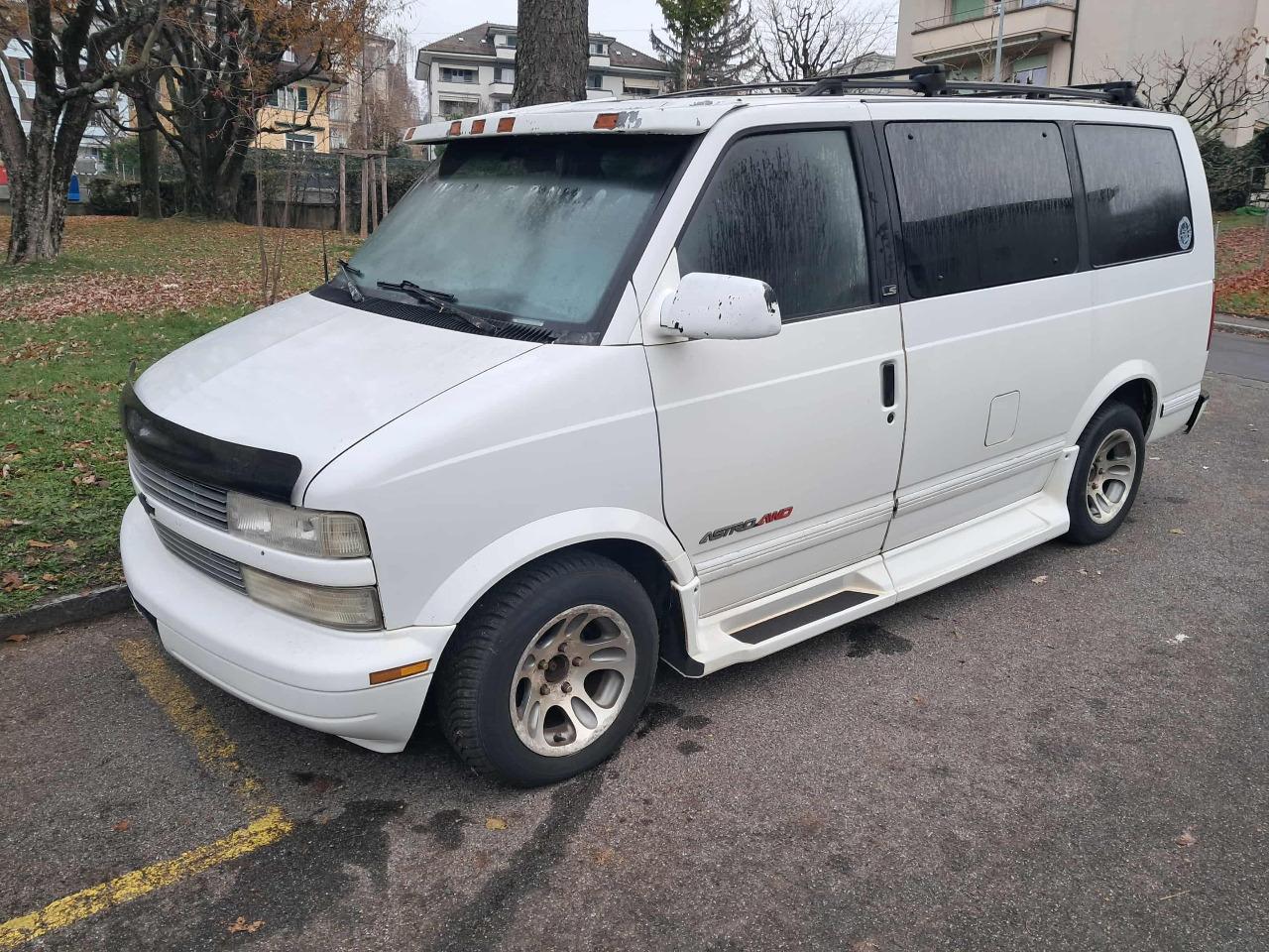 CHEVROLET Astro LS AWD - 1996 LesAnciennes.com