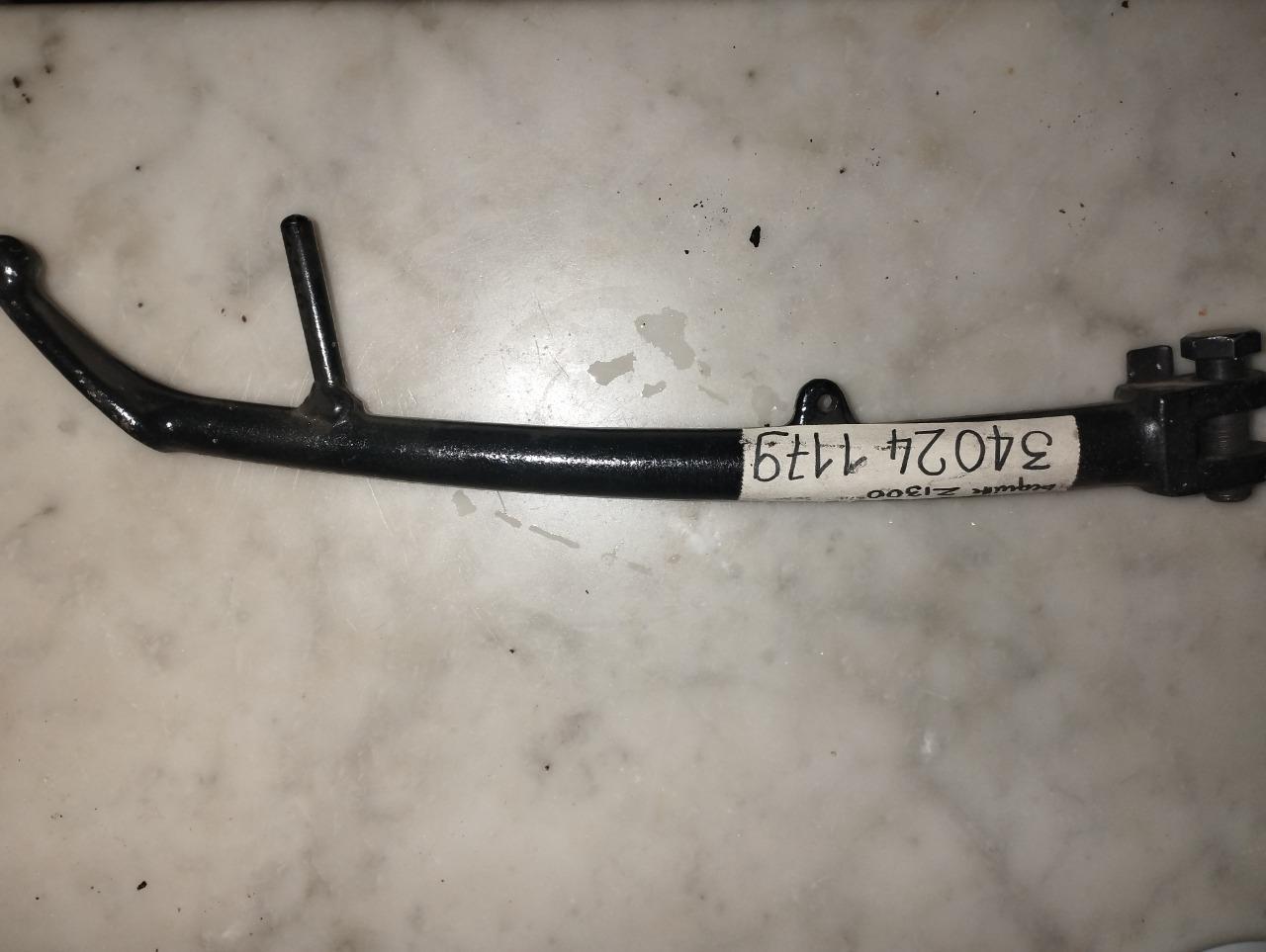 Béquille latérale KAWASAKI Z1300 LesAnciennes.com